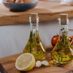 Discover the 7 health benefits of extra virgin olive oil, from heart protection and reduced inflammation to improved brain function.